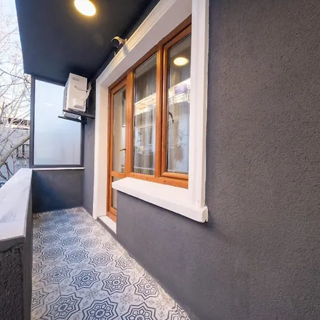 Taksim44 & 4*