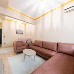 Taksim44 & 4*